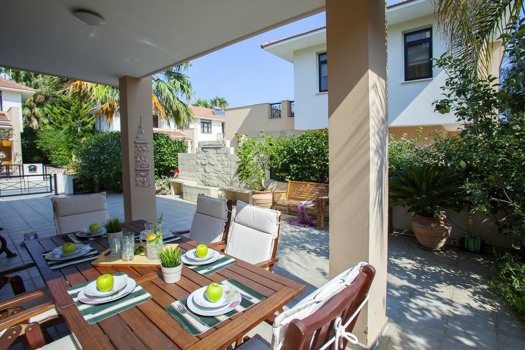 Villa Enalos 37 보로클리니 외부 사진