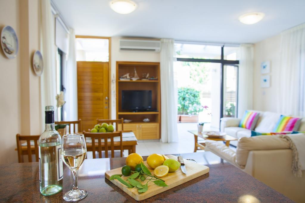 Villa Enalos 37 보로클리니 외부 사진